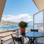 Mariana Apartments