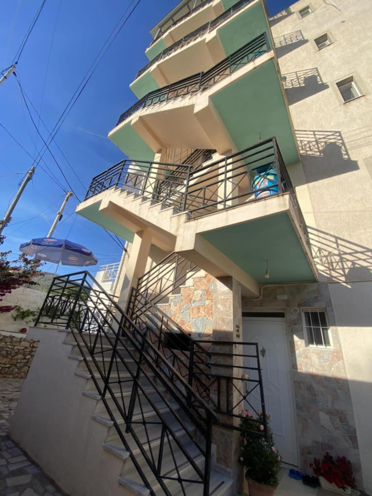 Mariana Apartamento Sarandë